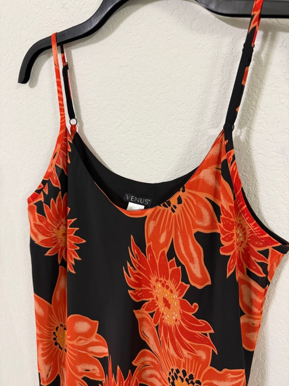 VENUS Bold Floral Camisole